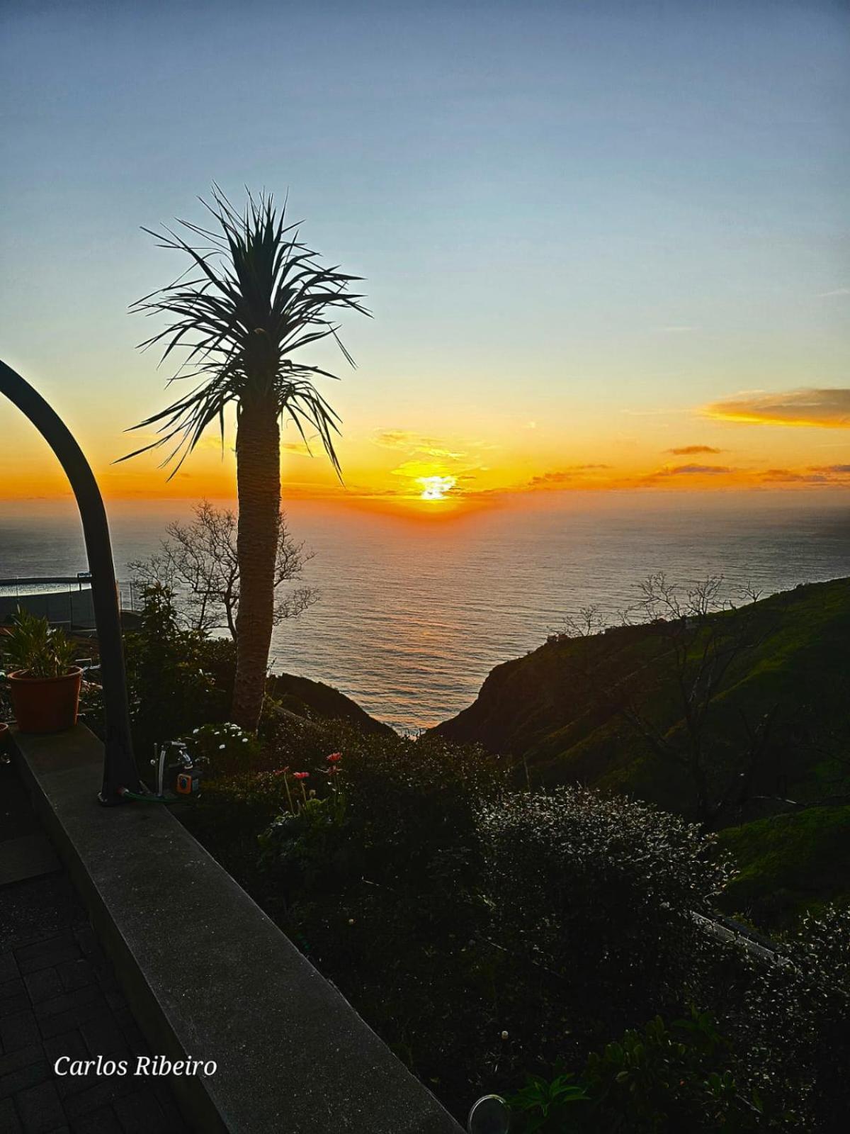 Sunset Refuge Apartment Faja da Ovelha Exterior photo
